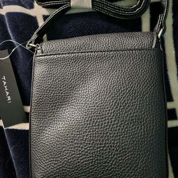 Tahari - Picture 2 of 2